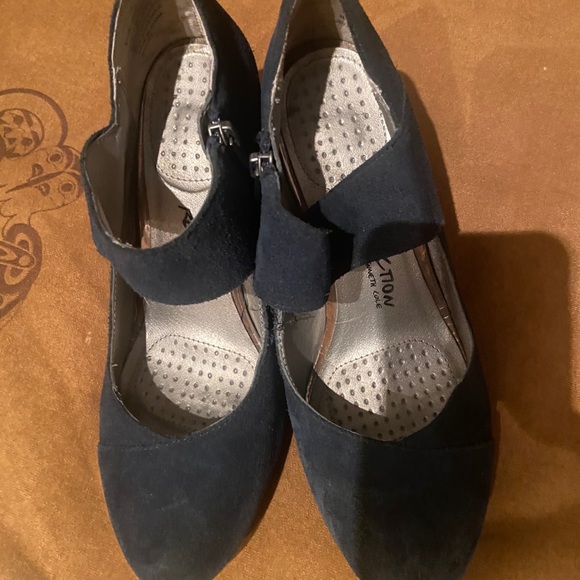 Mary Jane Shoes - Picture 1 of 4